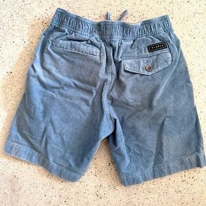 Boys Vissla size small 7/8